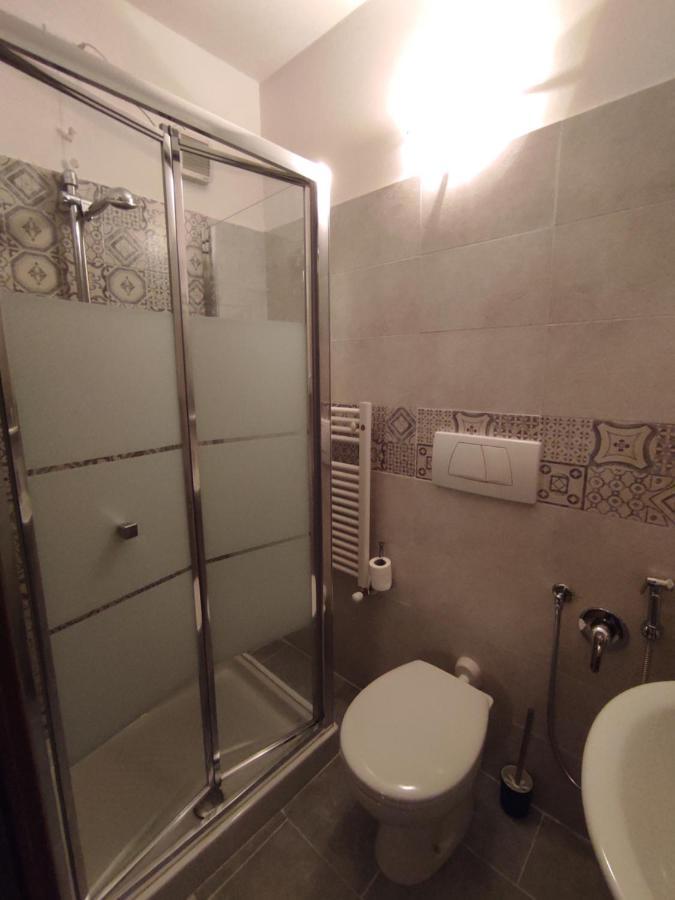 All'Archetto Del Terz'Ordine Assis Exterior foto