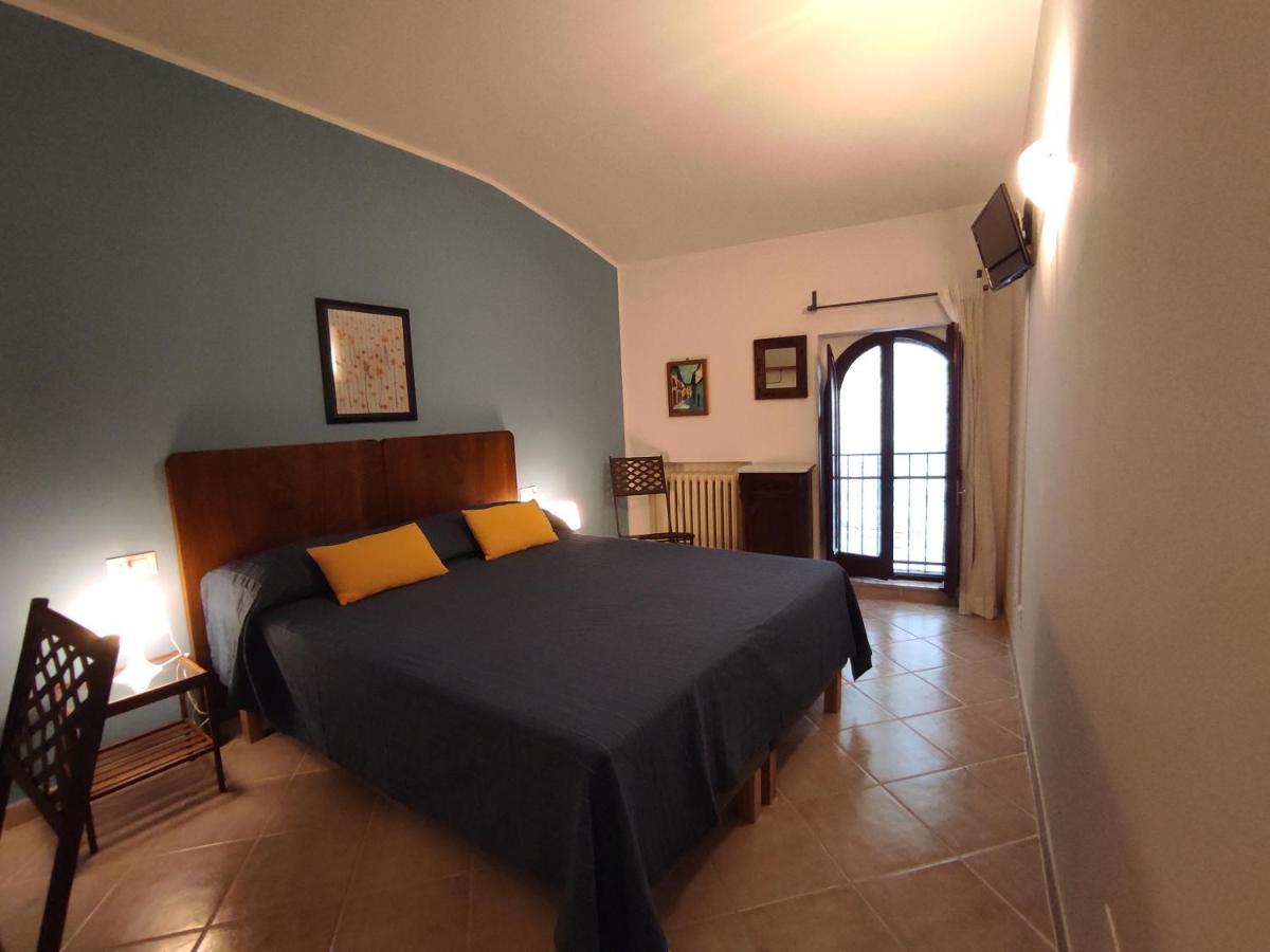 All'Archetto Del Terz'Ordine Assis Exterior foto